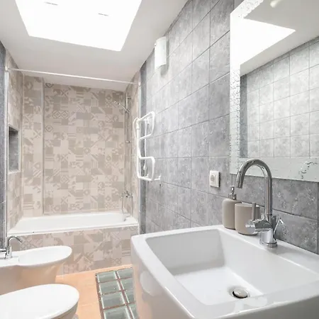 Feriehus Lujoso Triplex, 2dorm, 6px, 2 Bathroom, Terraza, Centro *