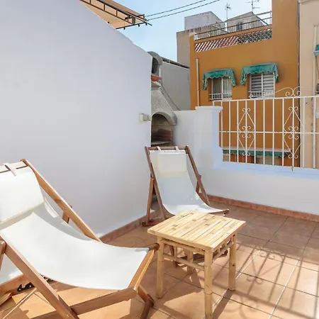 Lujoso Triplex, 2dorm, 6px, 2 Bathroom, Terraza, Centro Feriehus Alicante